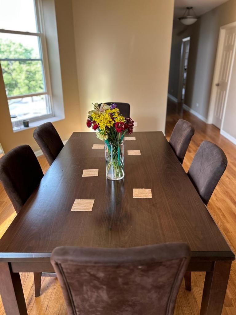 Appartamento Gorgeous North Kenwood Hyde Park Unit Chicago Esterno foto